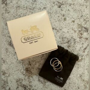 Coach Ring Set